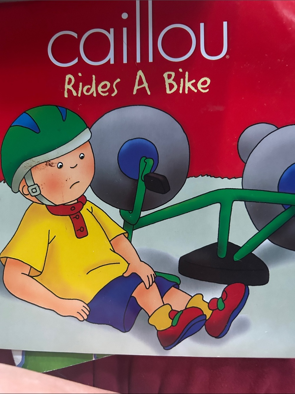 Kids Book - caillou Yellow & Green Cover